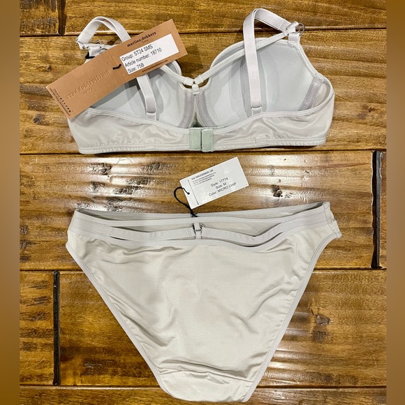 Marlies Dekkers bra 34B (75B) silver bra and panty set discounted - Picture 9 of 12